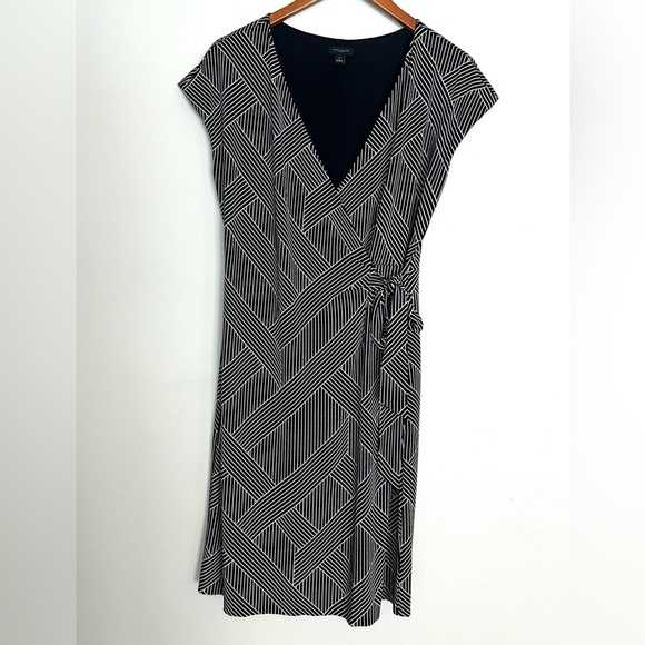 Ann Taylor Faux Wrap Tie Front Dress Sz M - Picture 1 of 5
